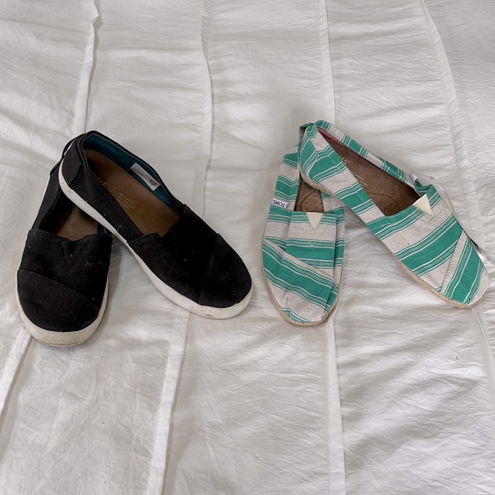 Two pair Toms flats size 6.5 womens